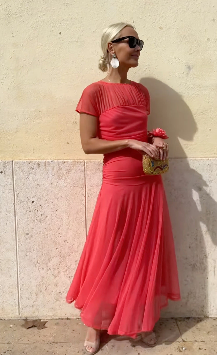 Γυναικείο φόρεμα από σιφόν σε στυλ casual με στρογγυλή λαιμόκοψη και ραφές-EL